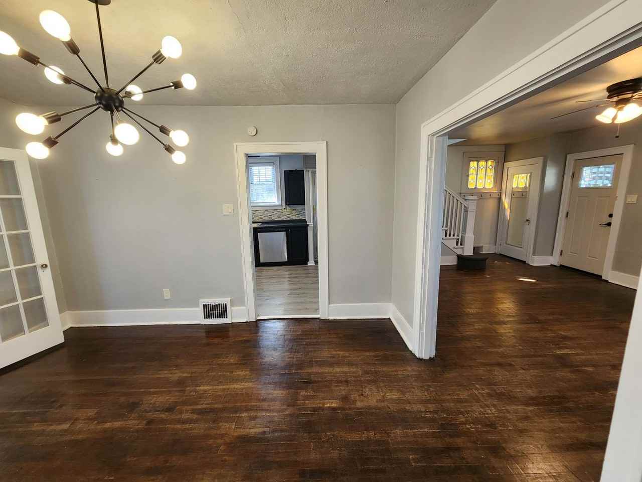 904 Alpine Blvd - Photo 7 of 23