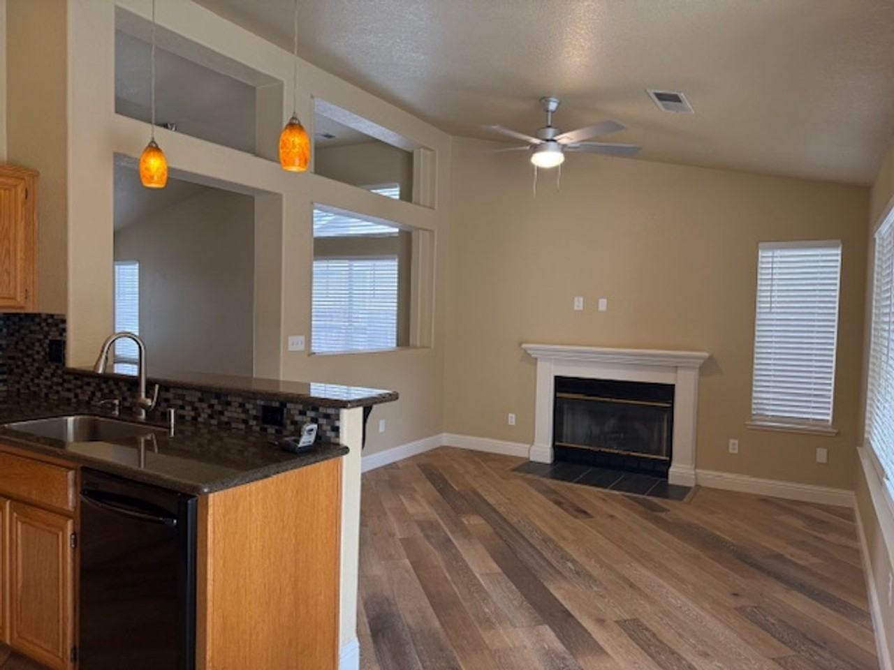 2271 Bridle Creek Cir - Photo 2 of 12