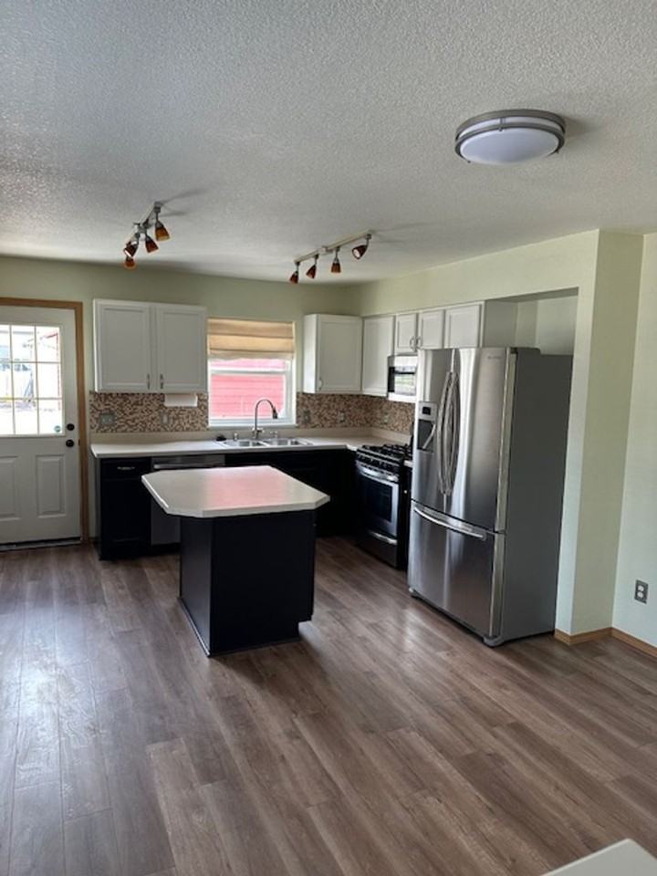 4839 Monticello Pl - Photo 3 of 23