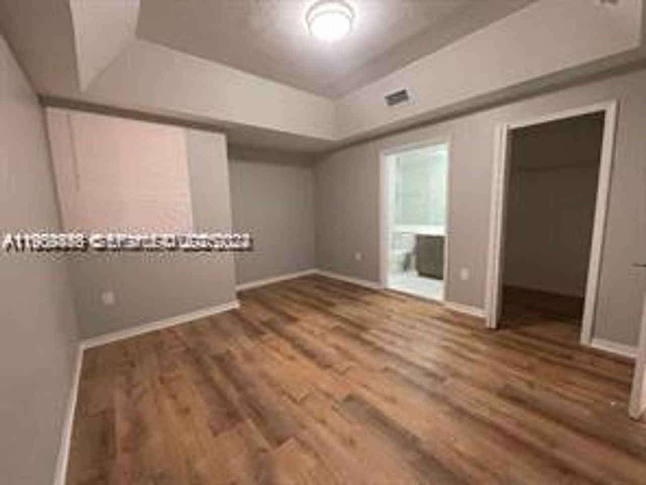 7542 Nw 175th St - Photo 7 of 15