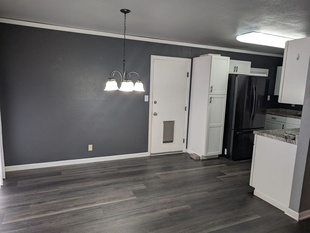 1357 Jeffries St - Photo 3 of 19