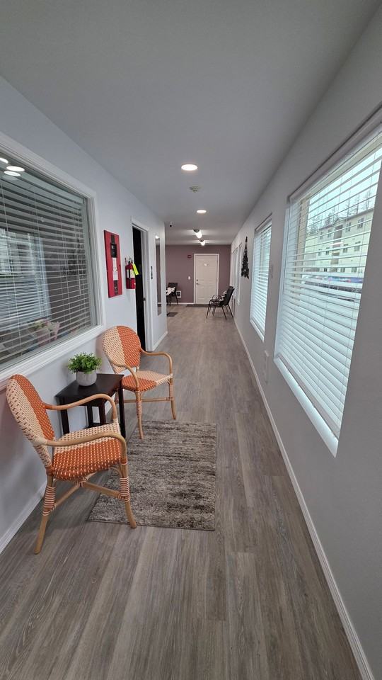 Mountain View Apartments - Photo 5 of 50