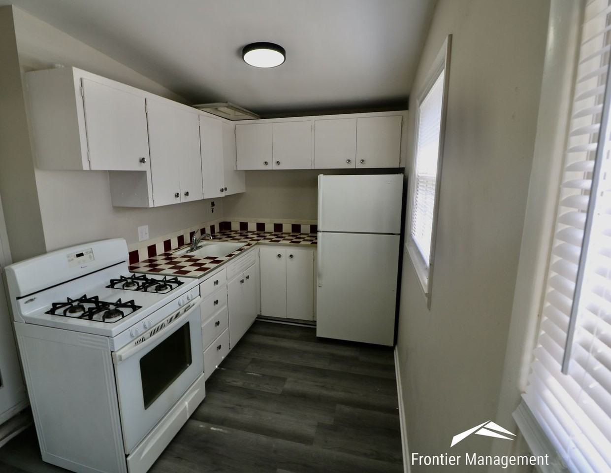 2324 Kraig Rd - Photo 2 of 6