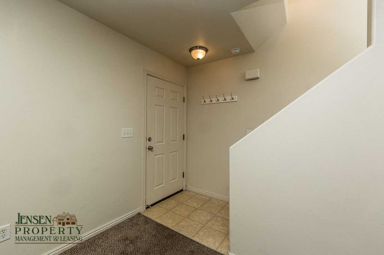 1735 W 540 N #2505 - Photo 4 of 19