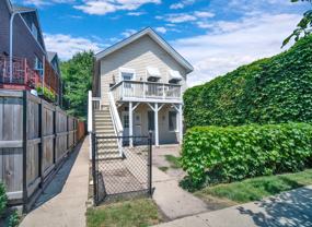 919 Foster - Photo 1 of 1