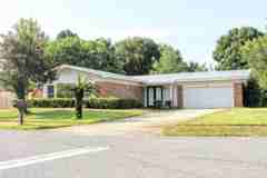 524 Juanita Ave - Photo 1 of 1