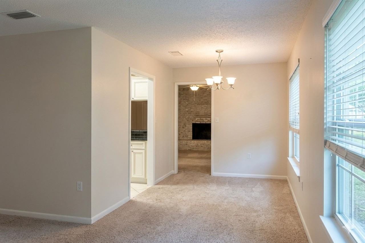 524 Juanita Ave - Photo 3 of 10