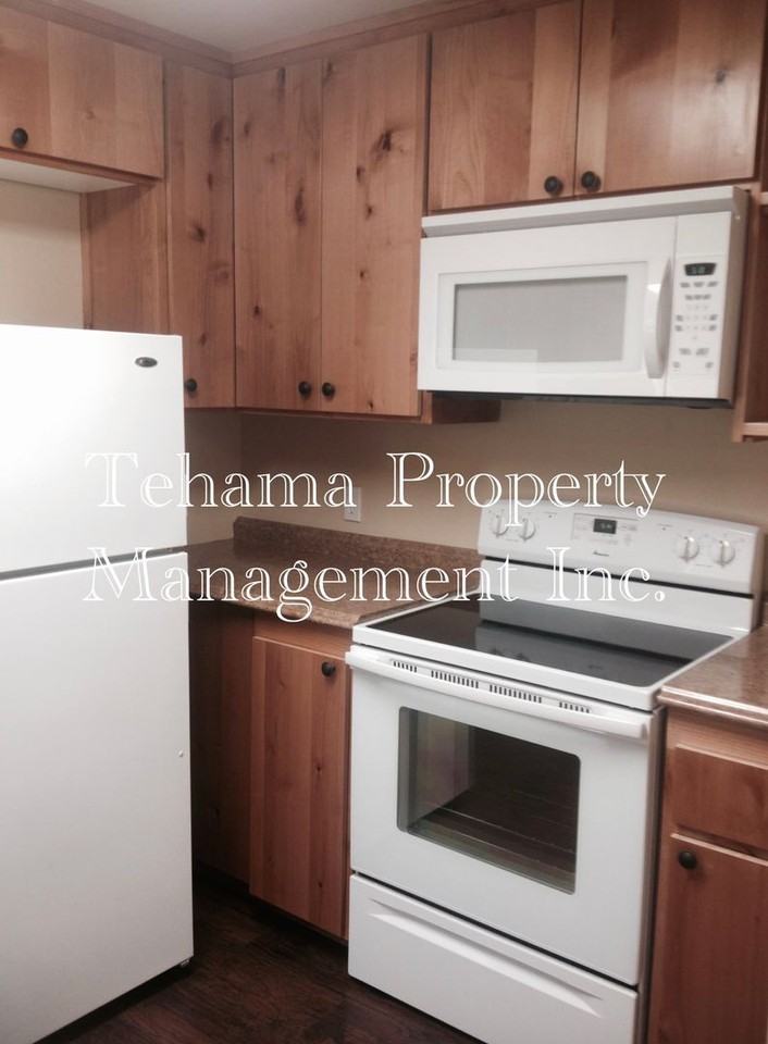 716 Johnson St - Photo 4 of 9