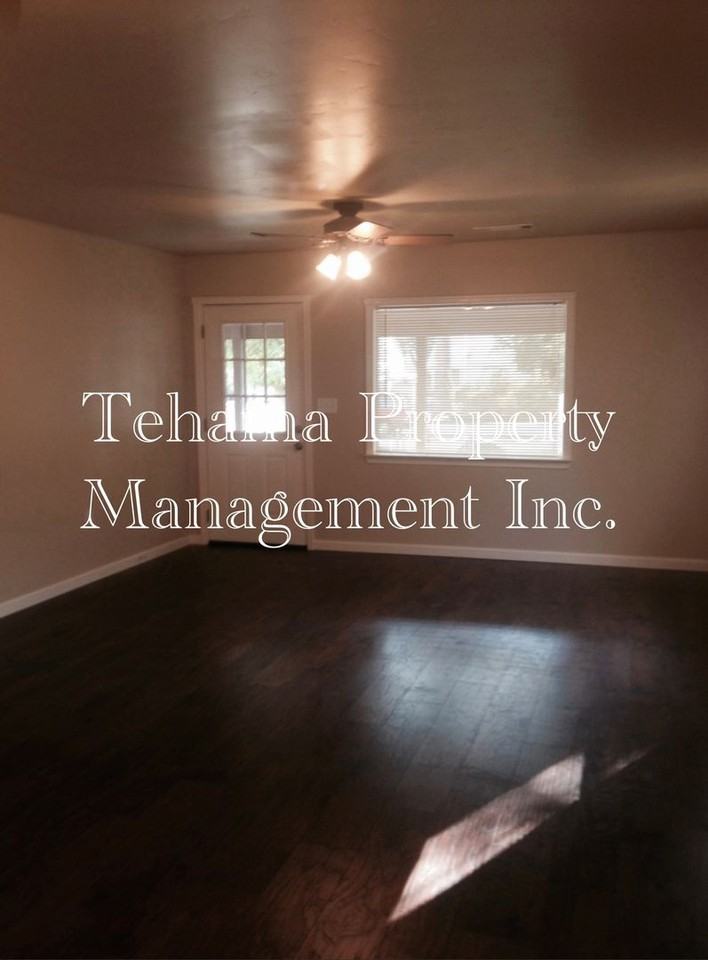 716 Johnson St - Photo 7 of 9