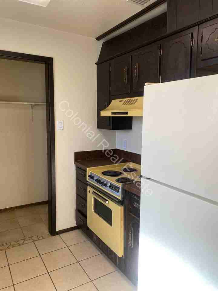 513 Tucker Ave - Photo 6 of 16