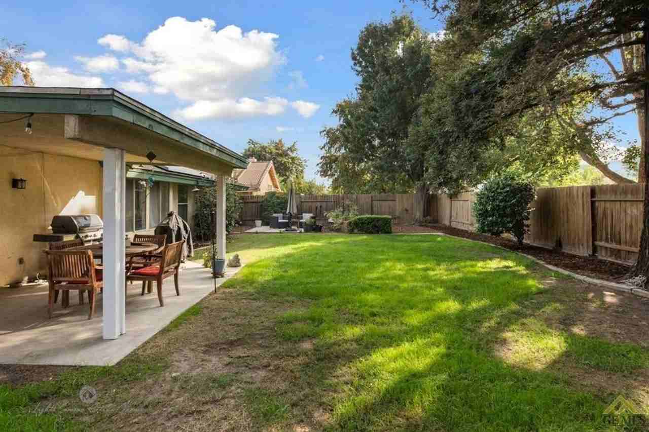 9805 Mesa Oak Dr - Photo 7 of 8