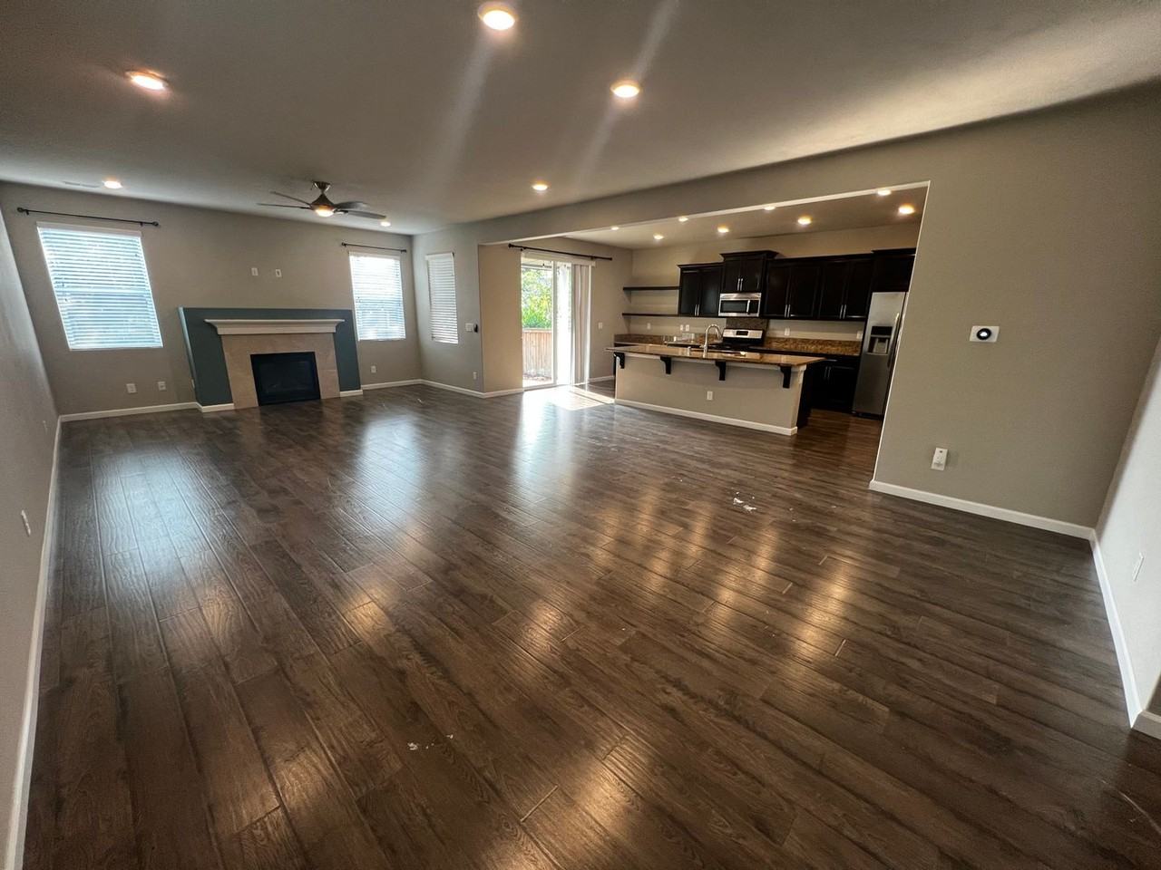 3346 Nova St Ne - Photo 4 of 25