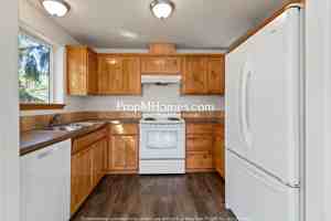 featured image of 2203 E Sam Parrett Dr
