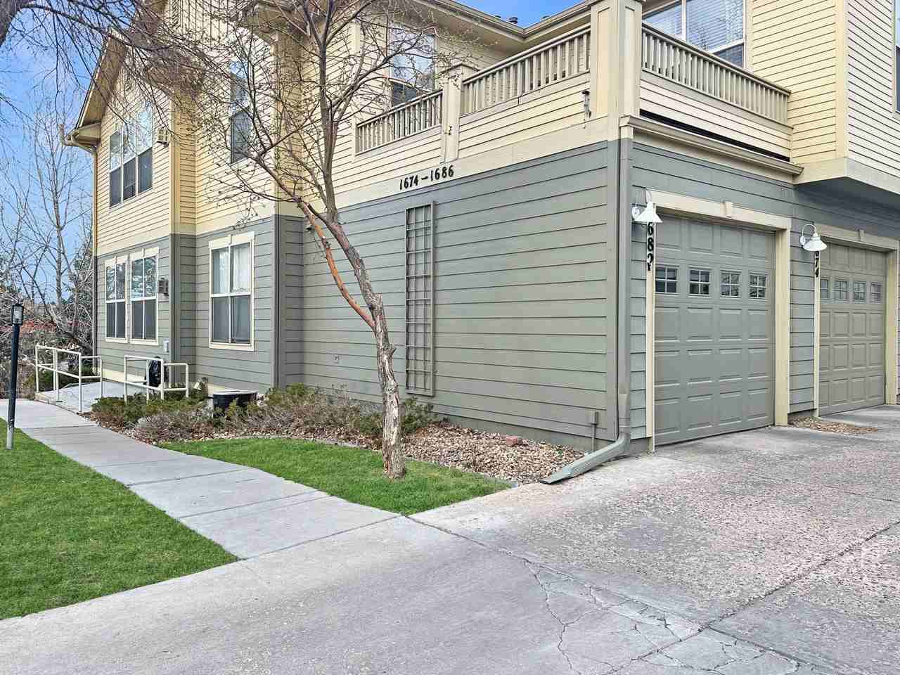 1678 Ames Ct - Photo 7 of 21