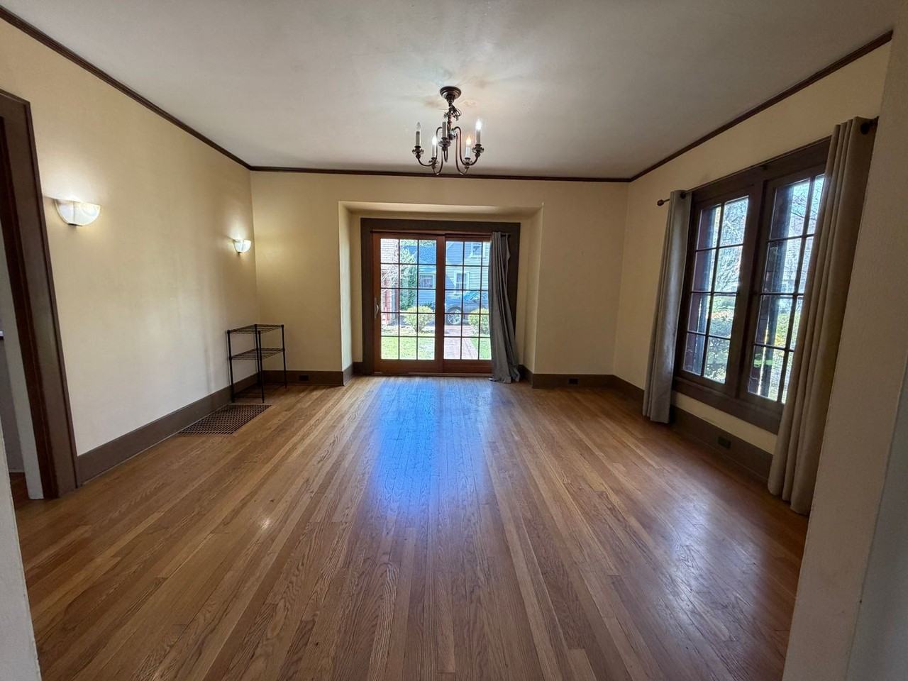 250 Nw 28th St - Photo 4 of 16