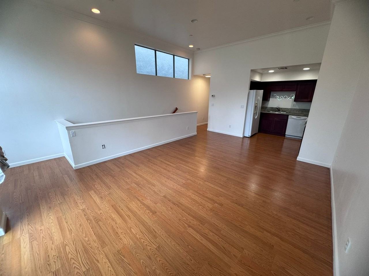 142 4th St - Photo 5 of 24