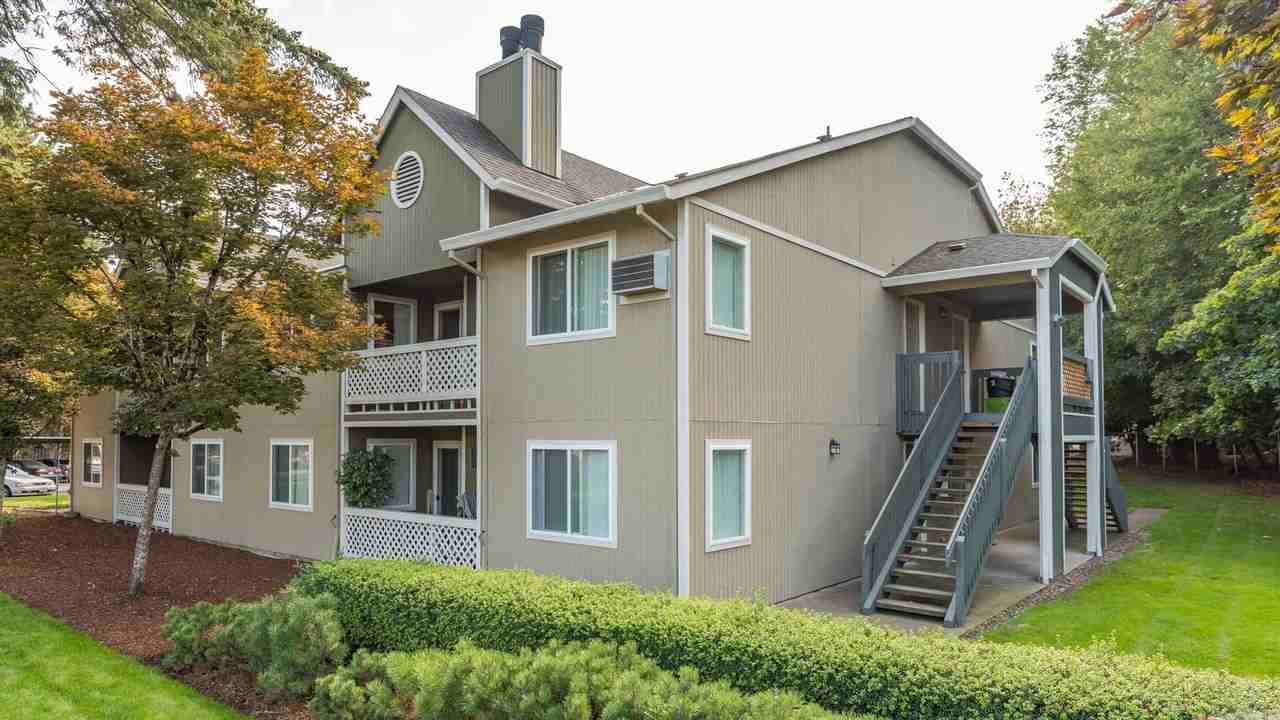 Highland Park Apartments - Photo 6 of 50