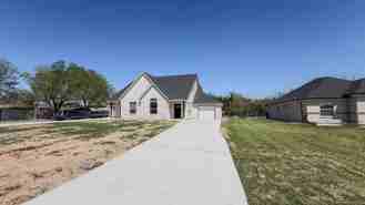 5950 Hereford Dr - Photo 1 of 1