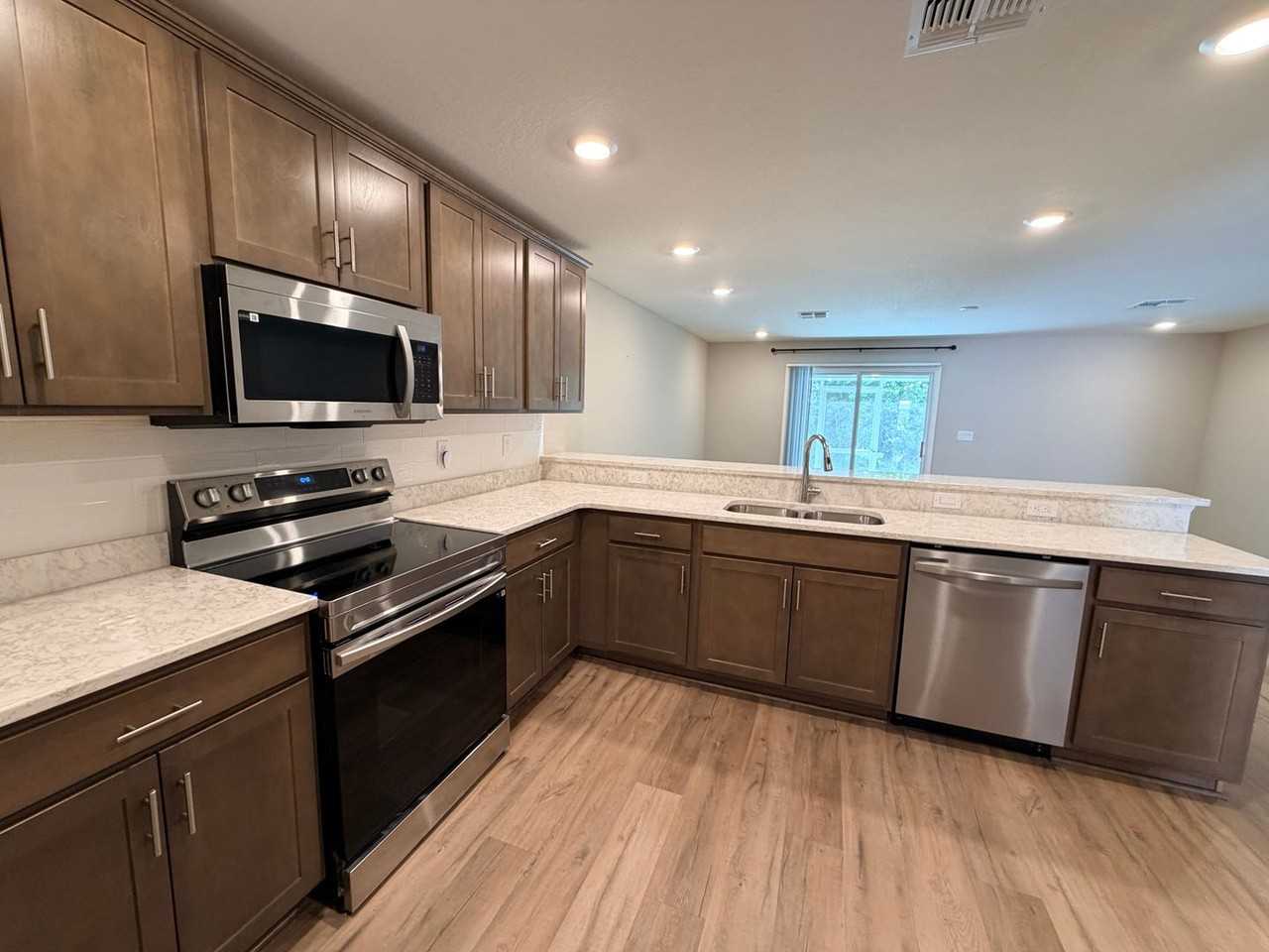 2738 Idyll Lakes Cir - Photo 6 of 23