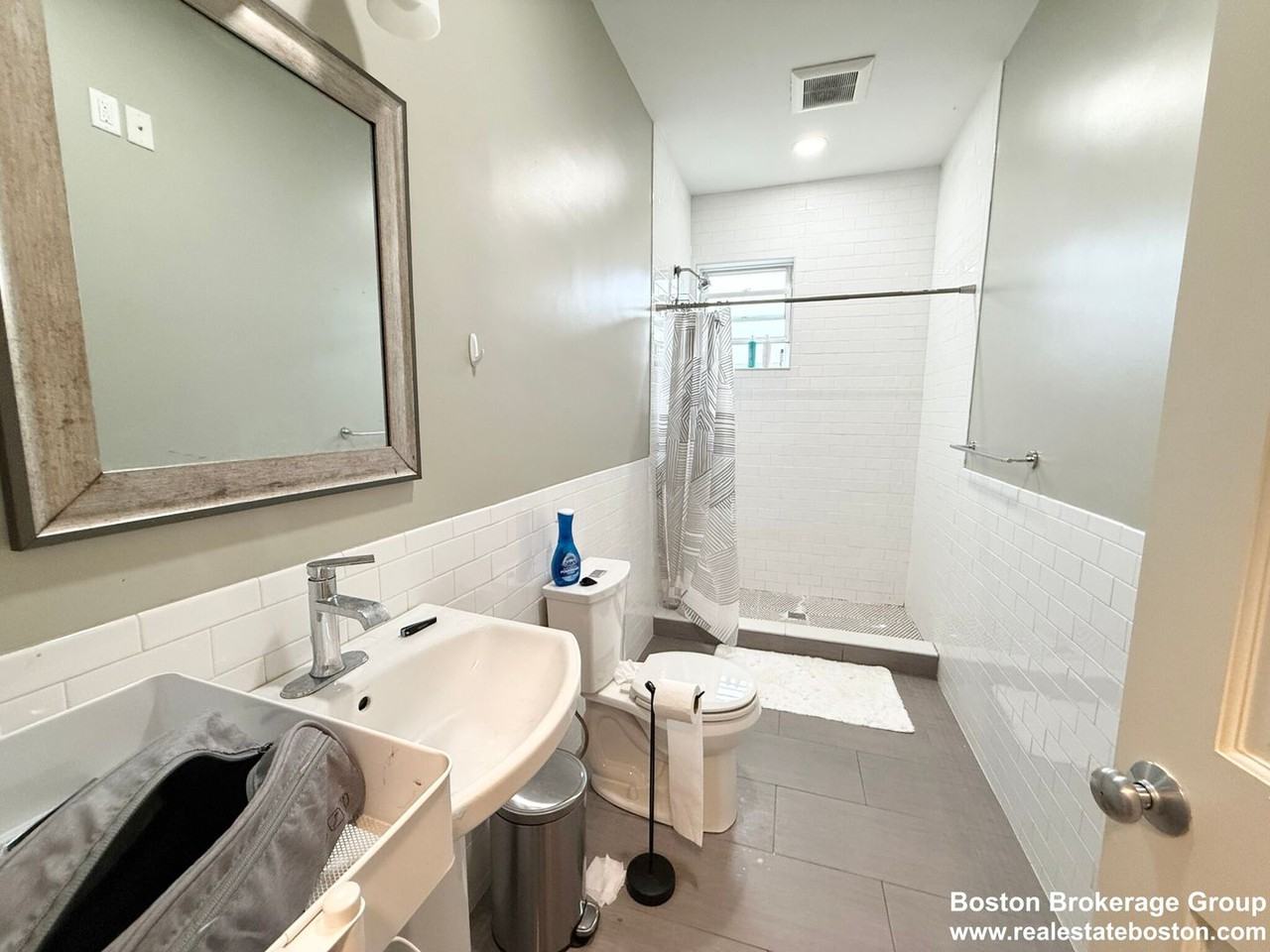 112 Chester St - Photo 7 of 8