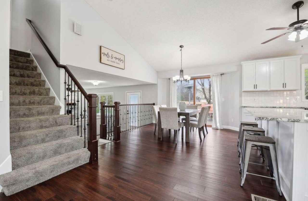 1163 Ridge Bluff Ct - Photo 3 of 29