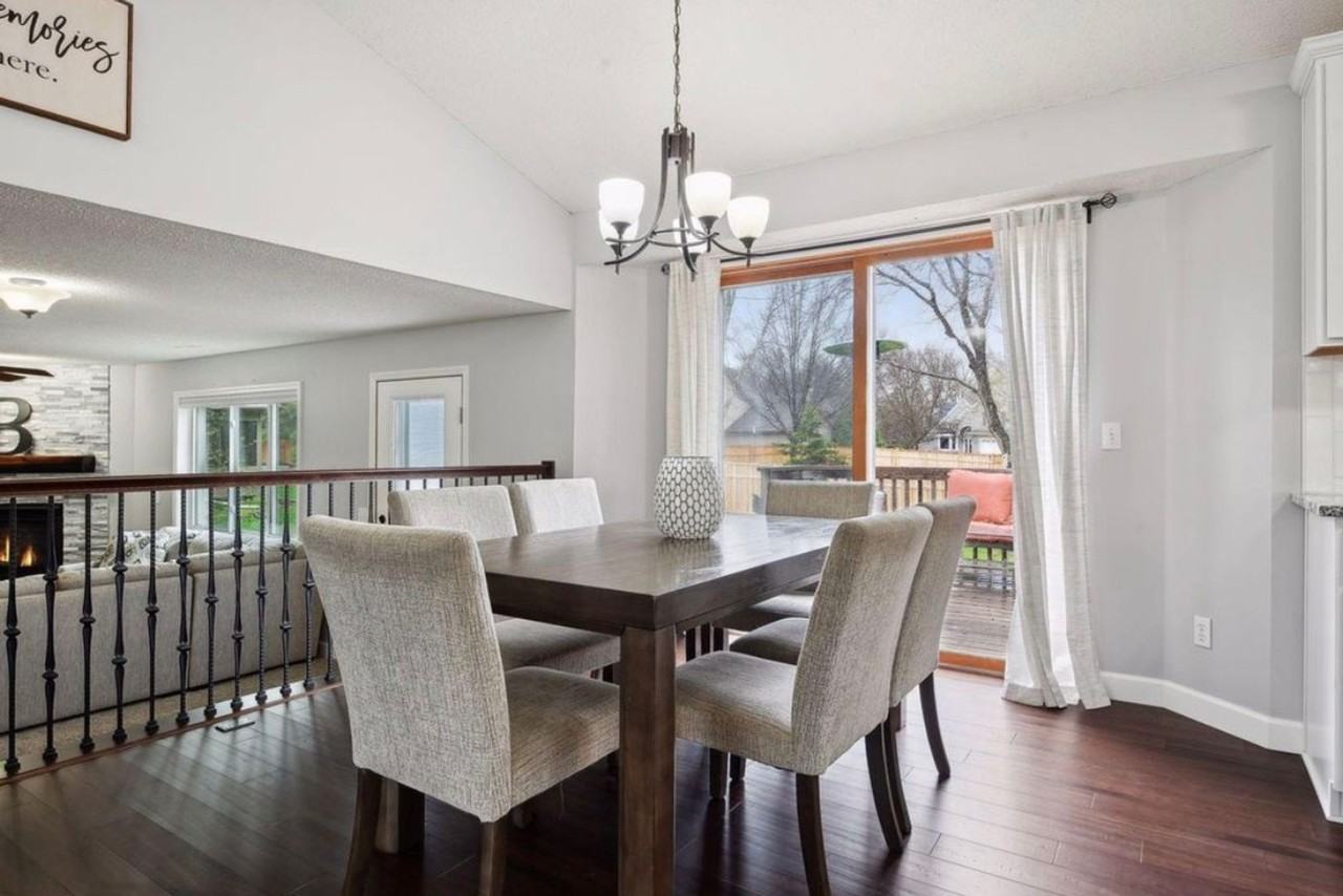 1163 Ridge Bluff Ct - Photo 7 of 29