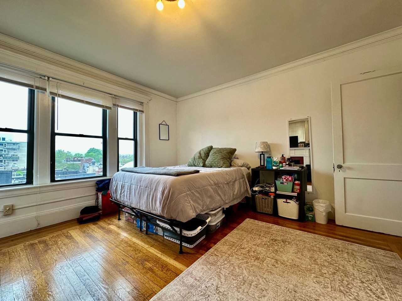 462 Park Dr - Photo 4 of 12