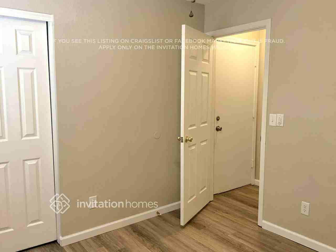 10910 E Wier Ave - Photo 6 of 13