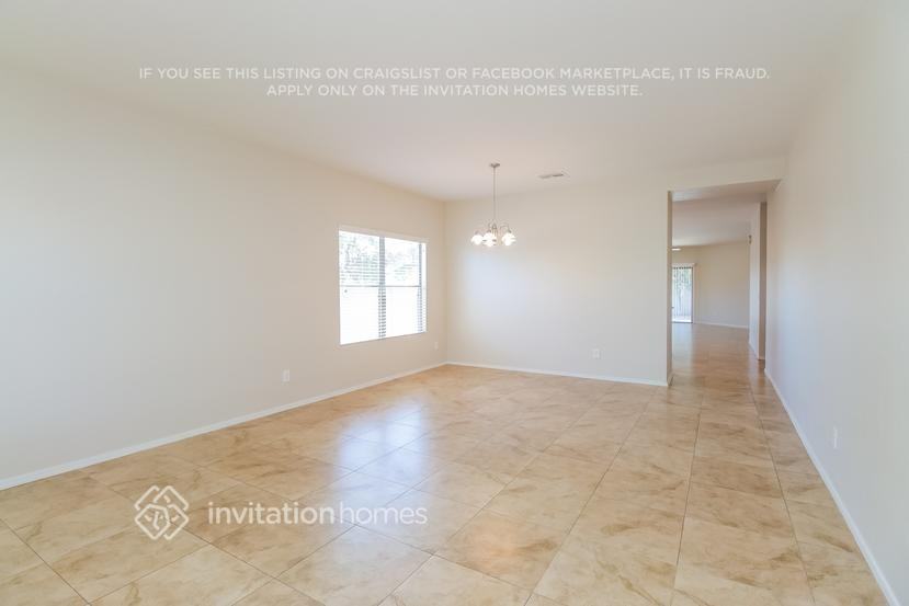 2757 W San Carlos Ln - Photo 3 of 21