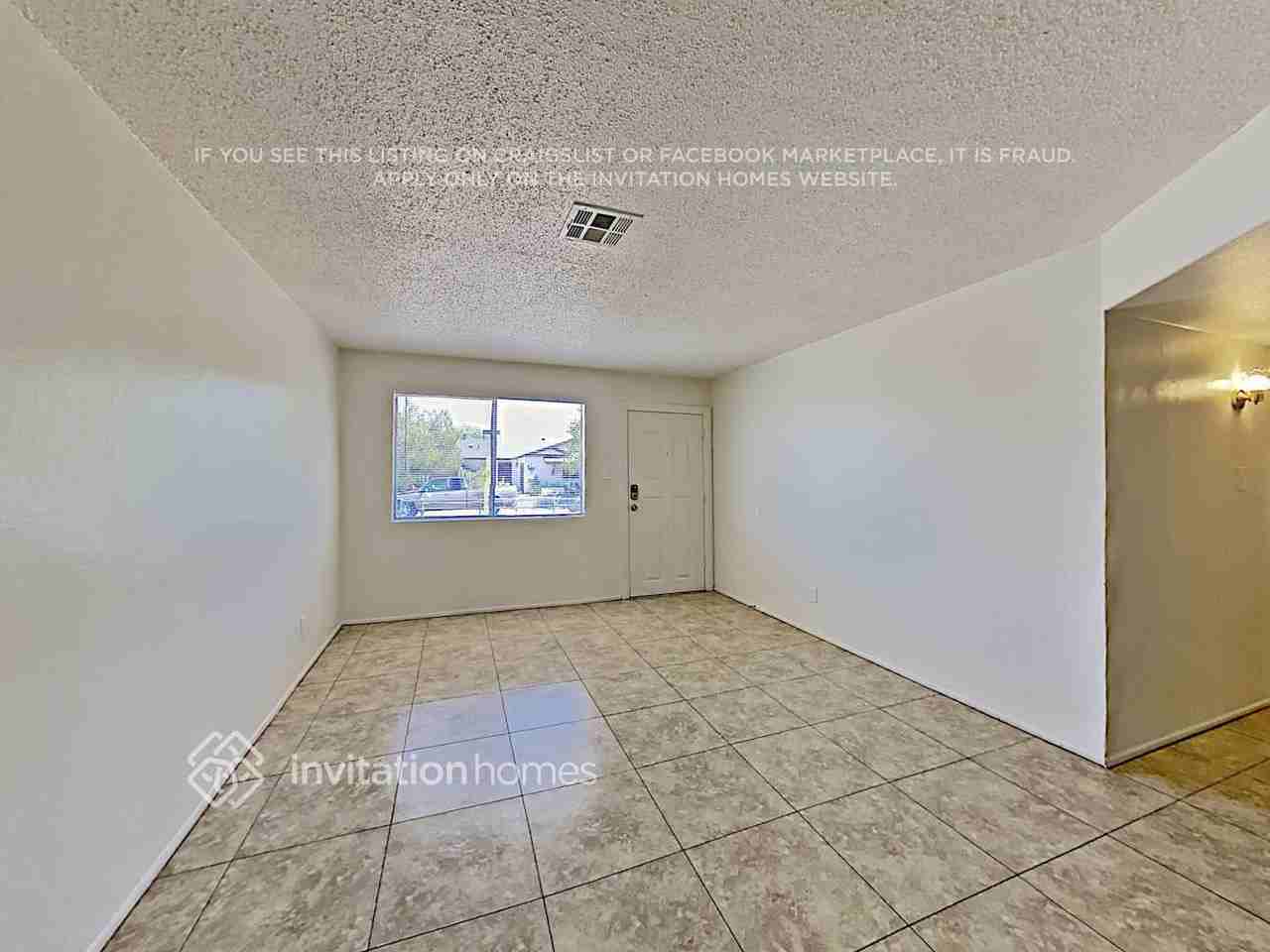 6118 W Hollyhock Dr - Photo 4 of 16