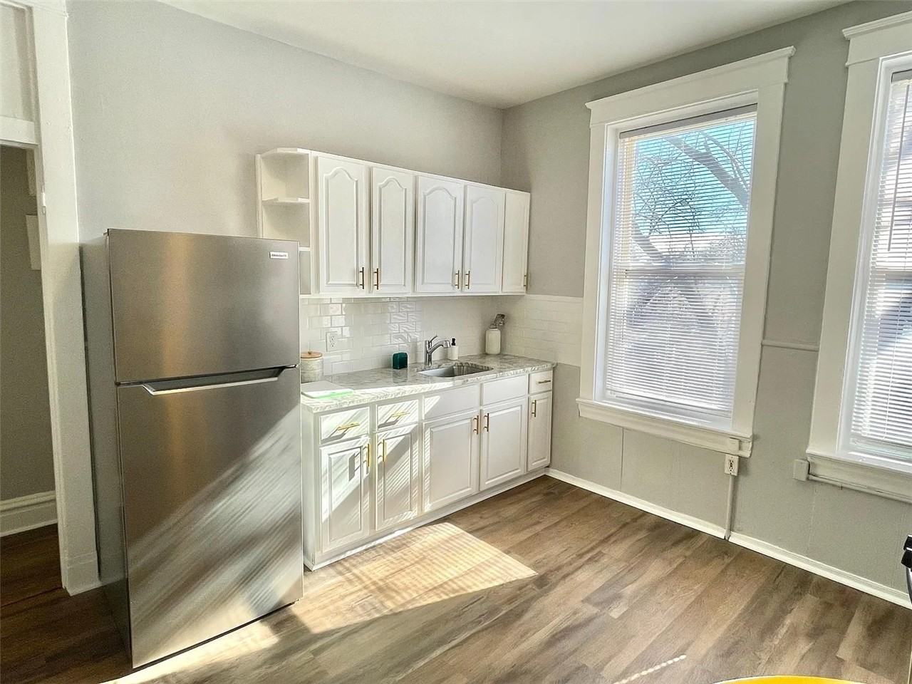 3294 Gravois Ave - Photo 5 of 19