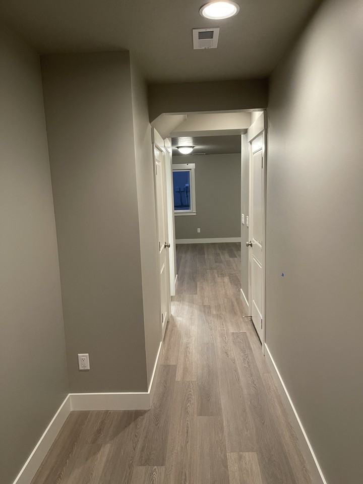 2060 Ne #25 - Photo 2 of 15