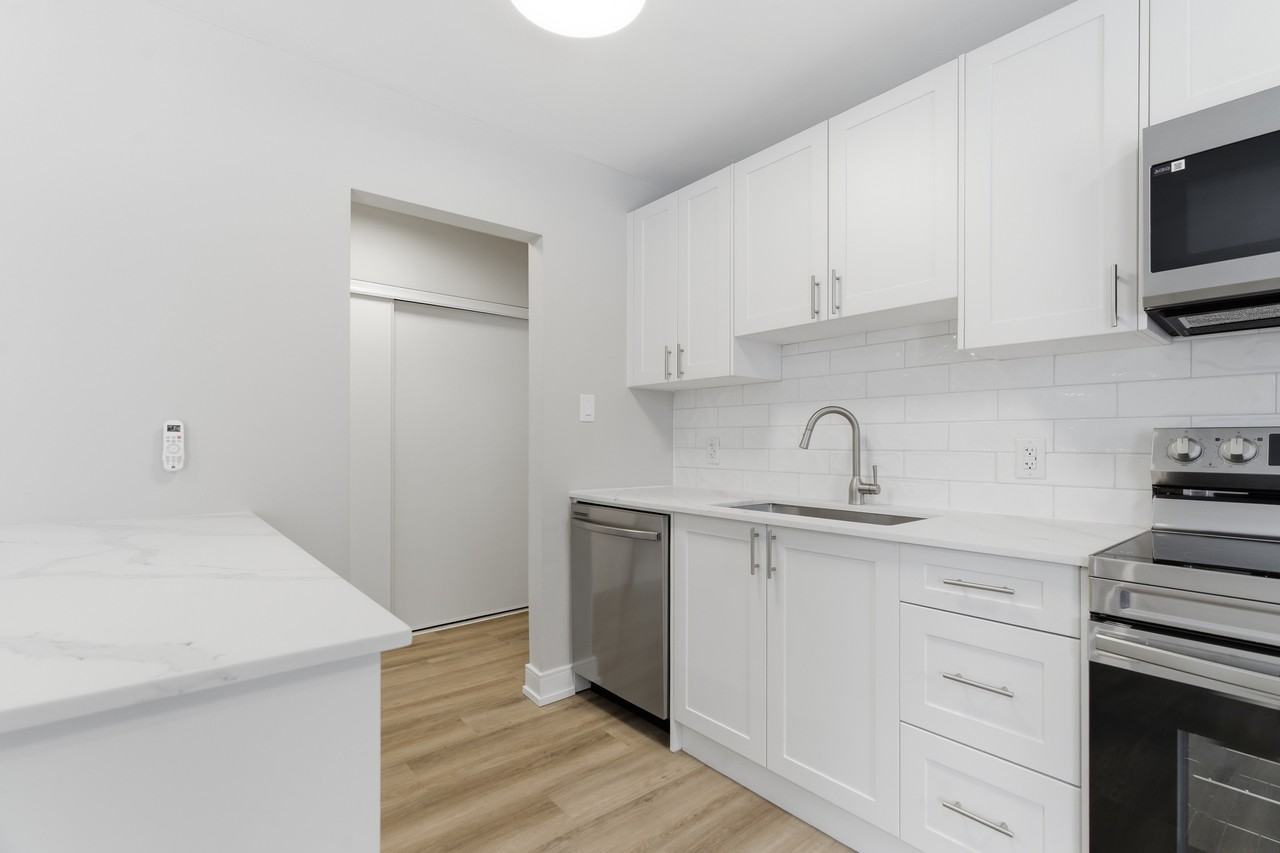 20 Weichel St. - Photo 4 of 17