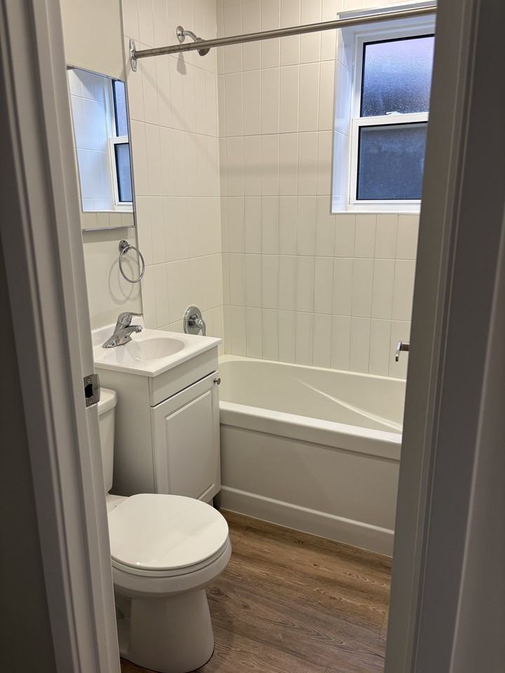 145 Woodward Ave - Photo 3 of 11