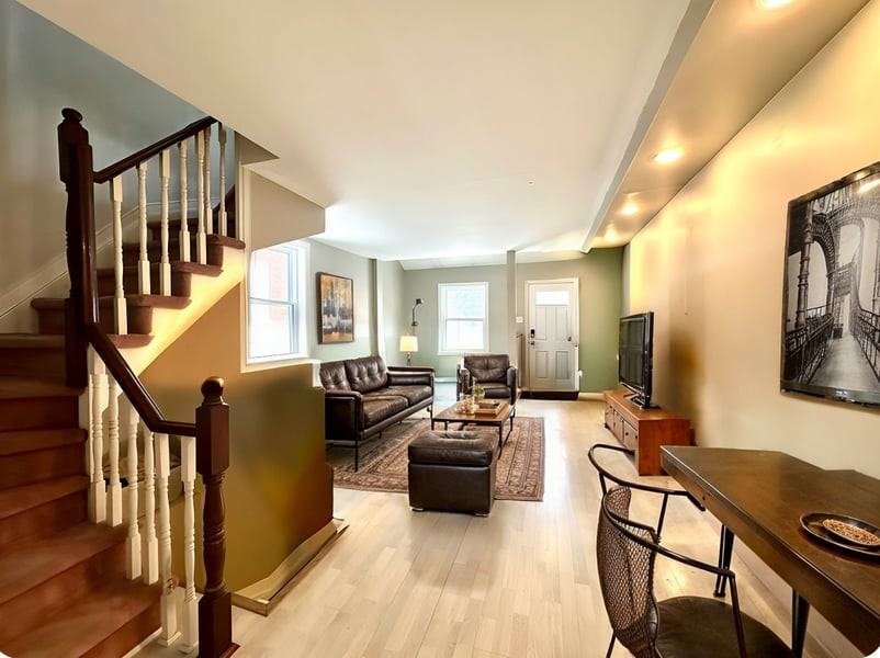 23 Raymond St - Photo 3 of 14