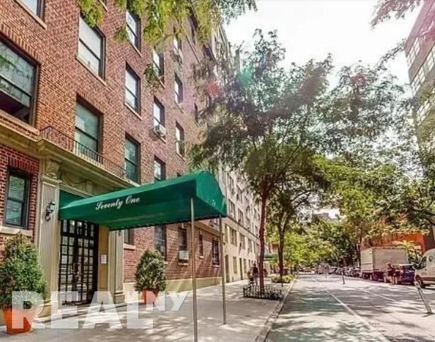 E 16th St #3X - Photo 3 of 4