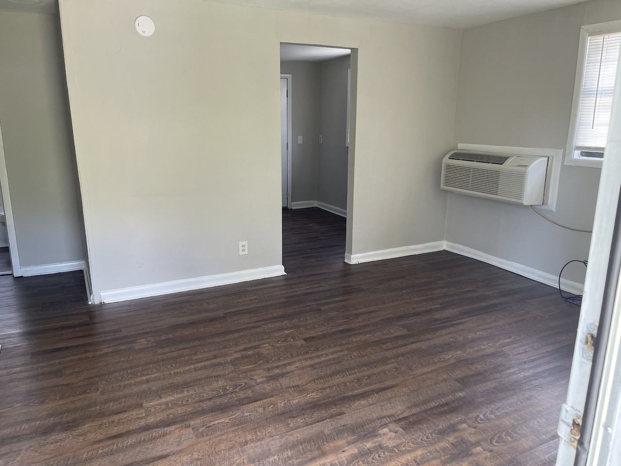 5435 Amazon Ave #1 - Photo 2 of 14