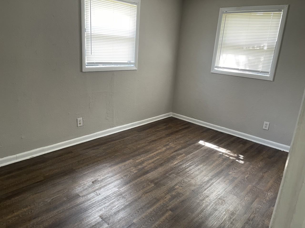 5435 Amazon Ave #1 - Photo 5 of 14