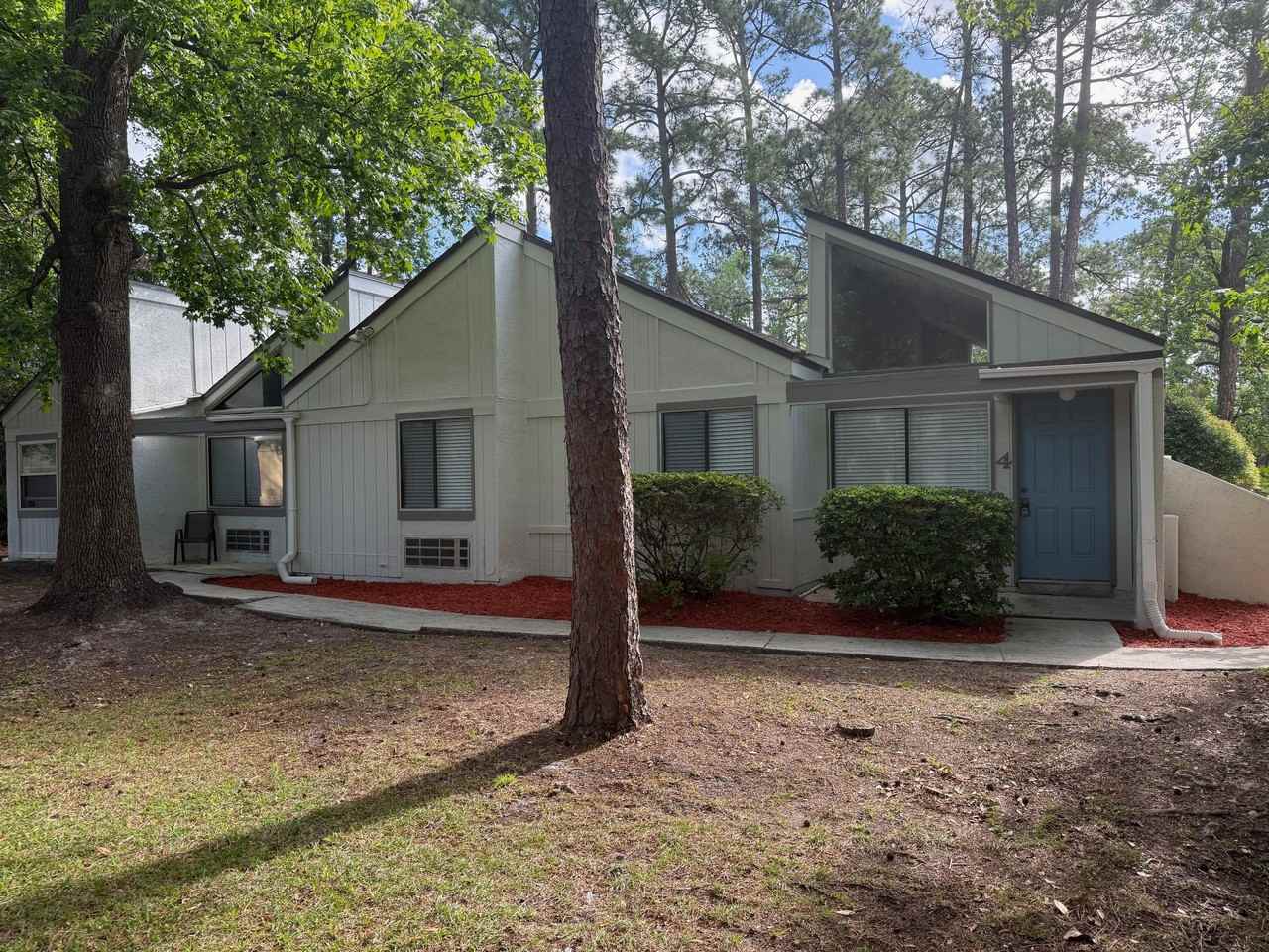 8160 San Jose Manor Dr E #4 - Photo 2 of 21