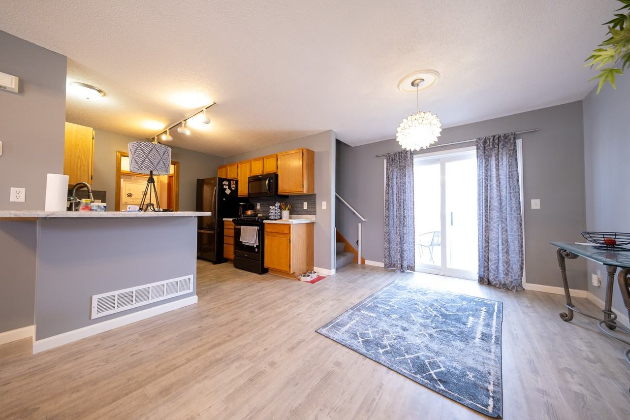 1039 Fillmore Cir Ne #1 - Photo 5 of 28