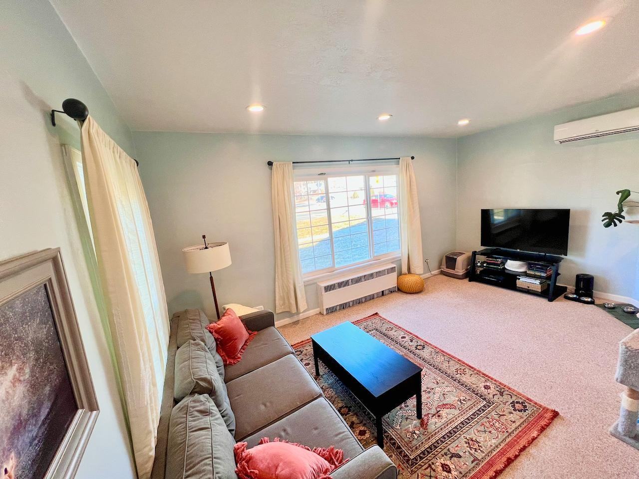 184 N 200 E - Photo 5 of 10