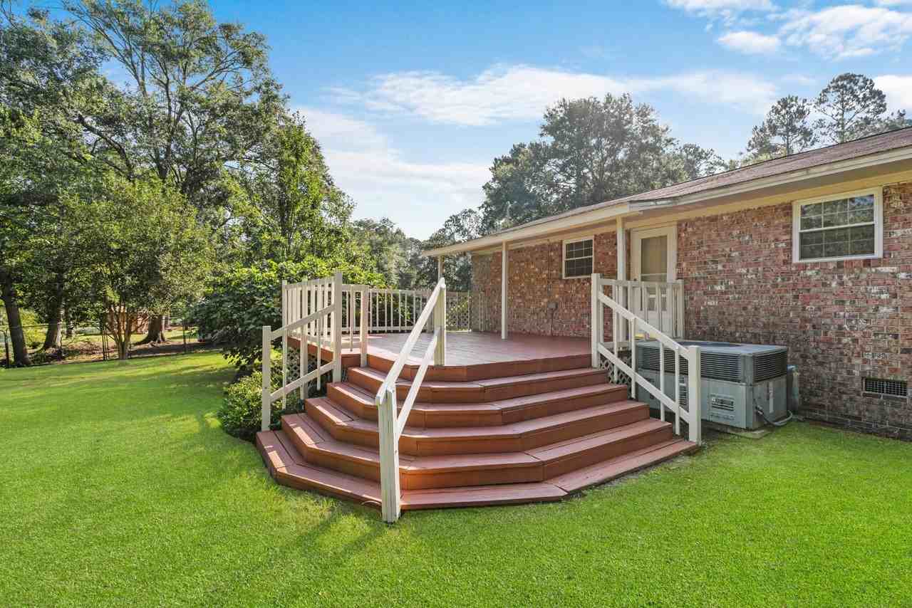 207 N Jackson Rd (Grove Lakes) - Photo 6 of 10