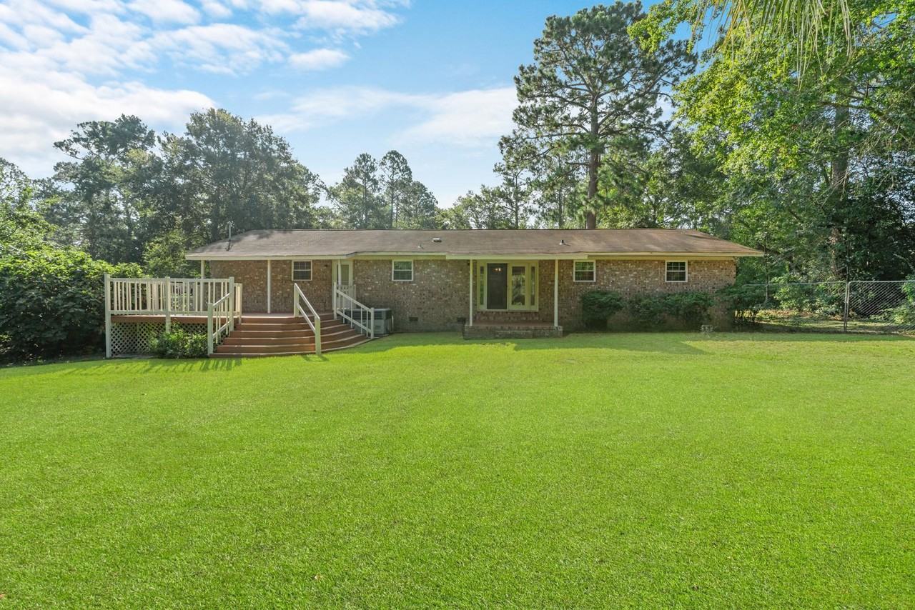 207 N Jackson Rd (Grove Lakes) - Photo 7 of 10