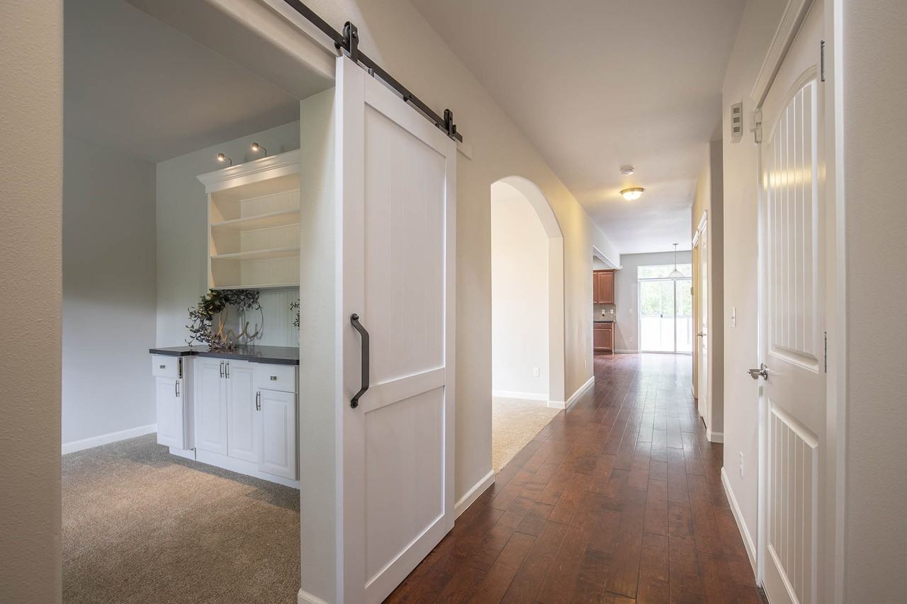 23502 77th Ave E #1 - Photo 4 of 36