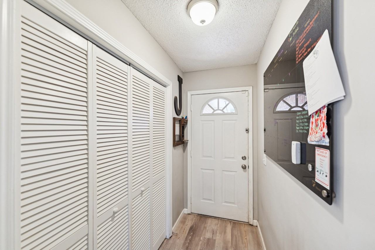 330 S 164th East Pl - Photo 5 of 11