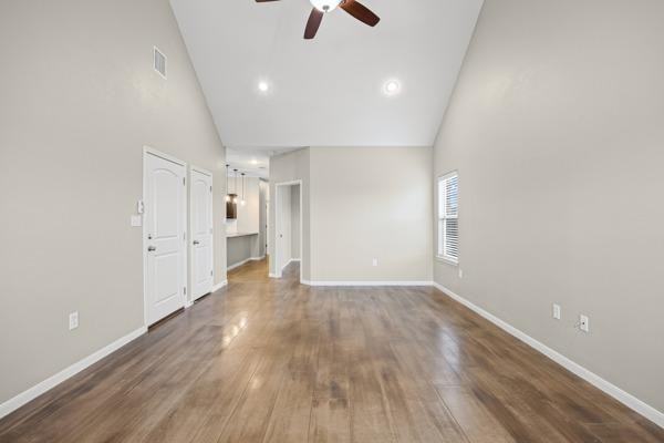 111 Stockton Family Ct - Photo 2 of 20