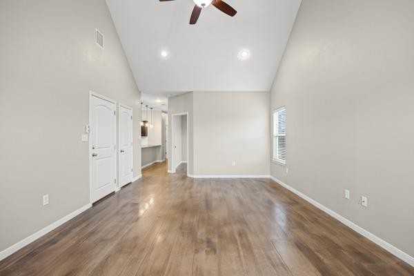 111 Stockton Family Ct - Photo 5 of 20