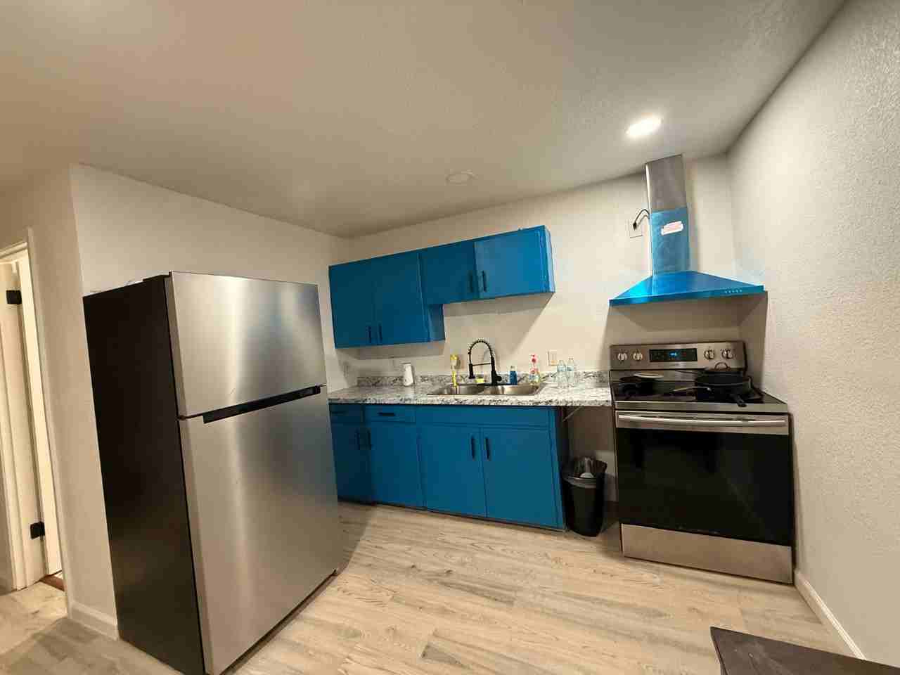 4200 Gram Ln apartment I - Photo 4 of 8