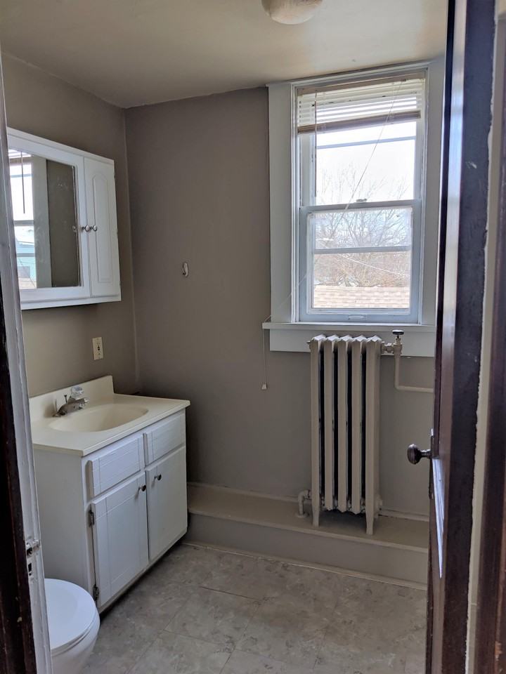 10 N Main St Apt 2f #2 - Photo 5 of 8