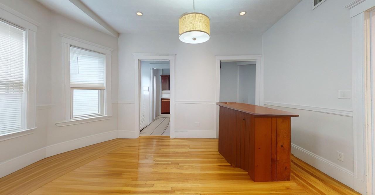 34 Saranac St #2 - Photo 3 of 19